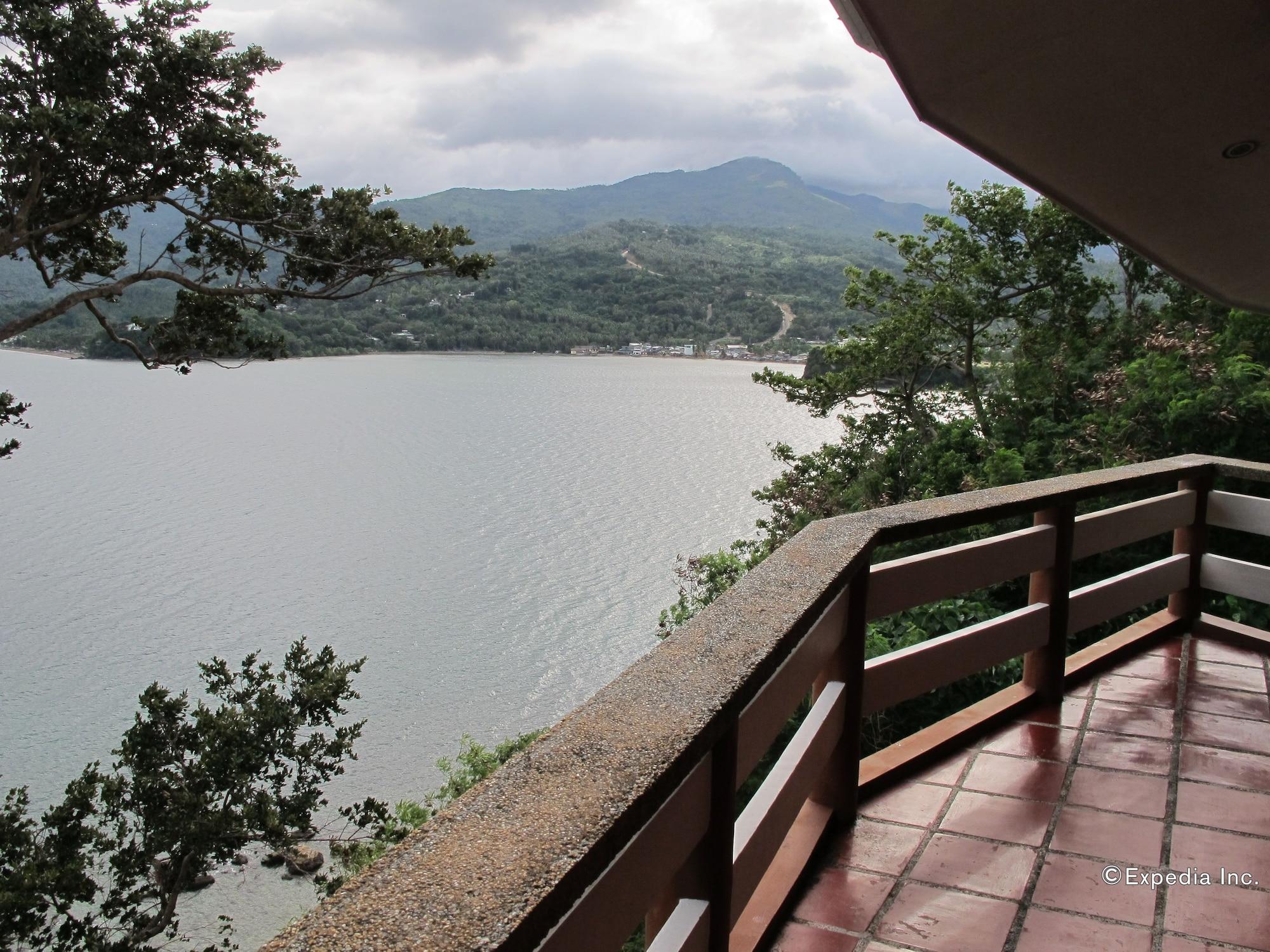 Utopia Resort & Spa Puerto Galera Exterior foto